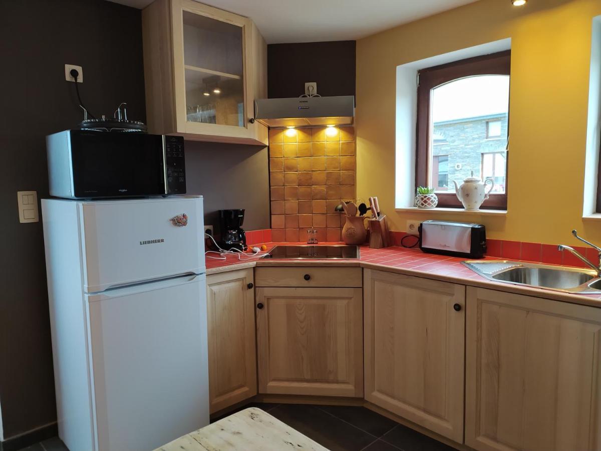 Gite De Charme Rosardenne Vaux-sur-Sure Exterior foto